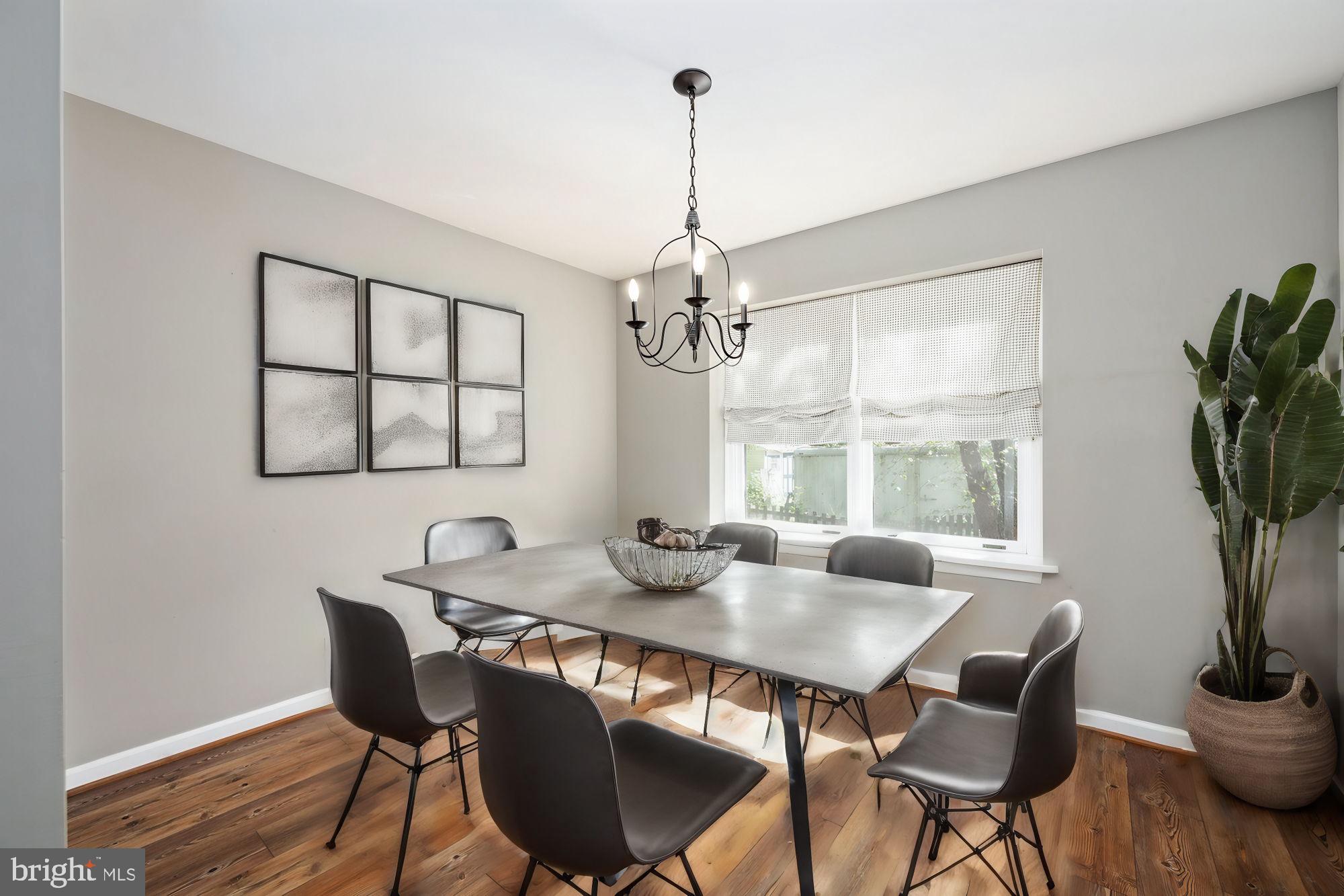 CAMELOT - Residential