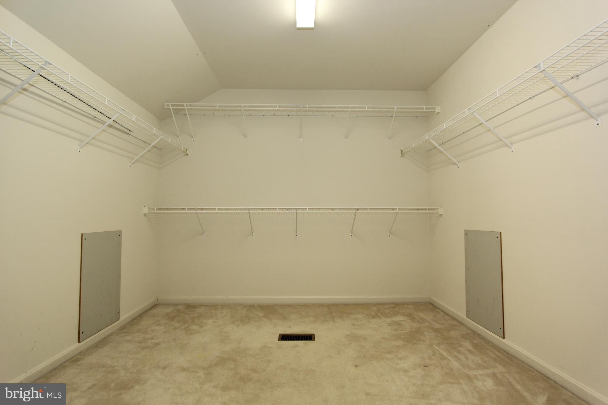 CLOVER HILL - Residential