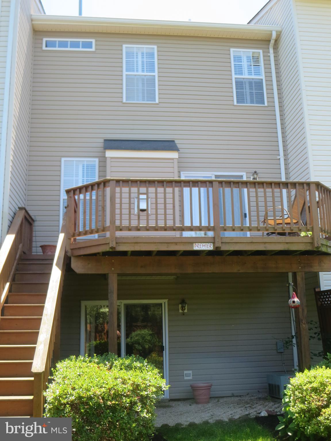 FARMINGTON VILLAGE - Residential