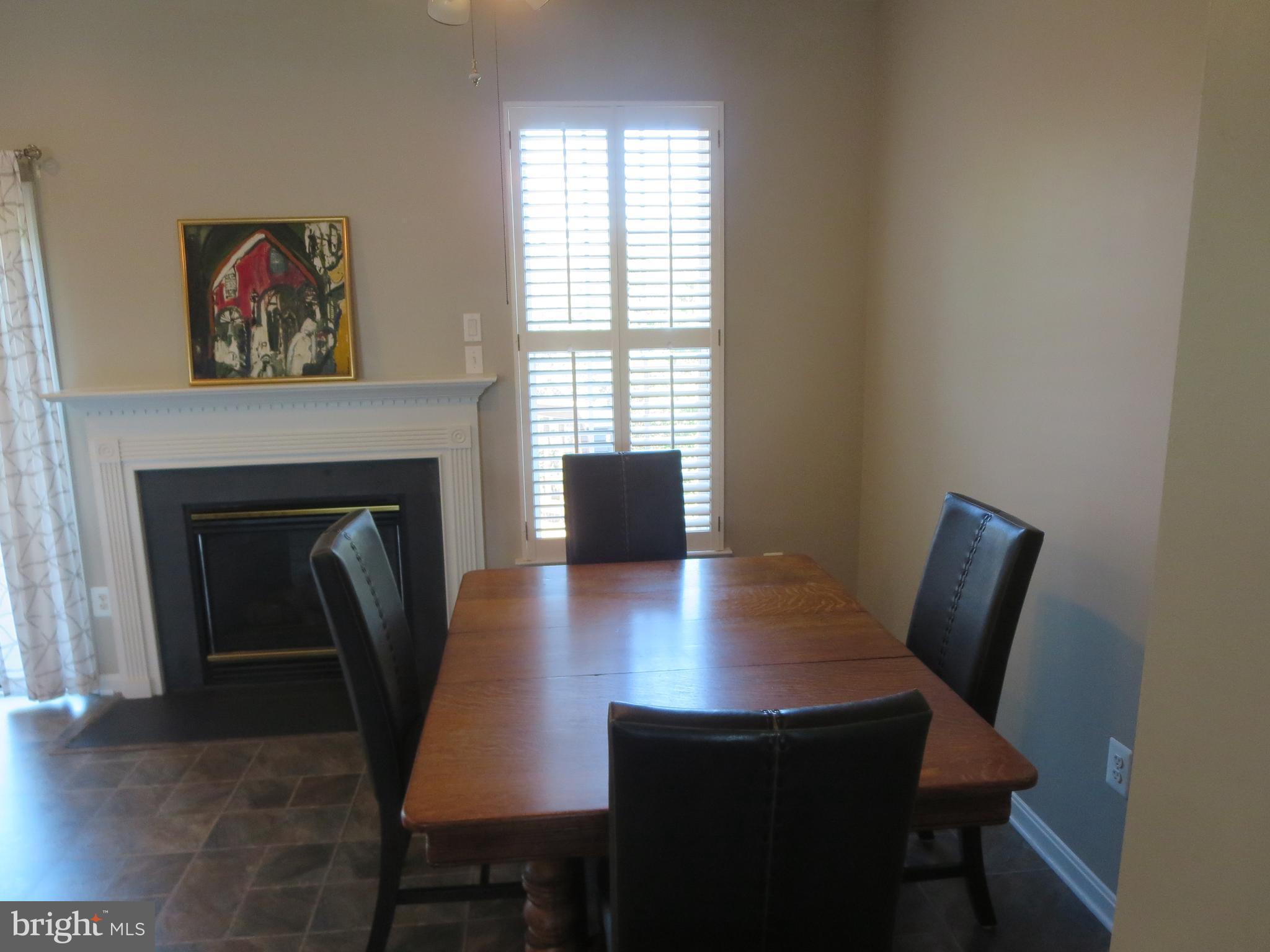 FARMINGTON VILLAGE - Residential