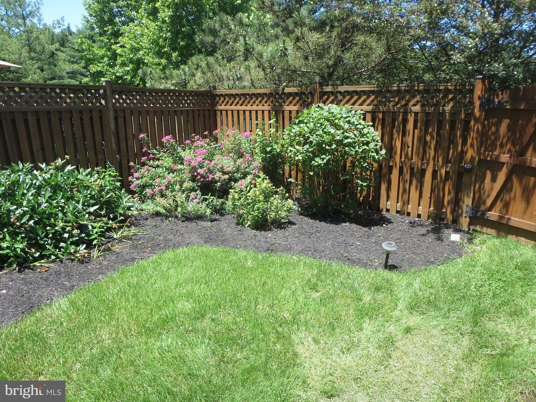 FARMINGTON VILLAGE - Residential