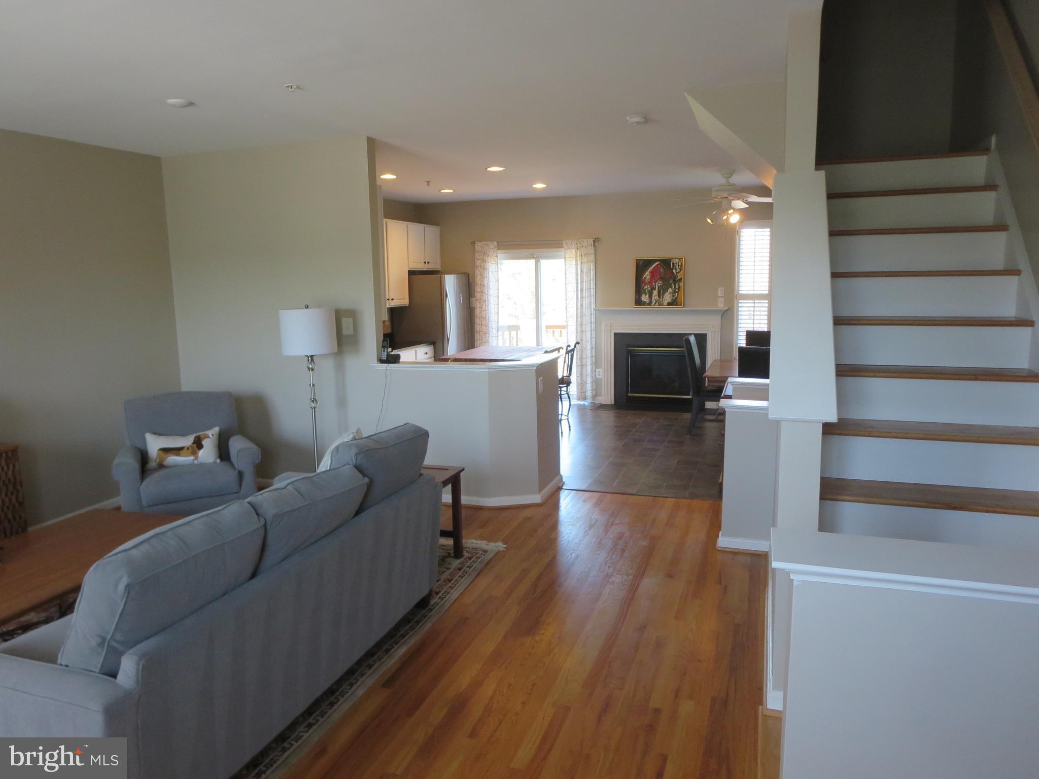 FARMINGTON VILLAGE - Residential