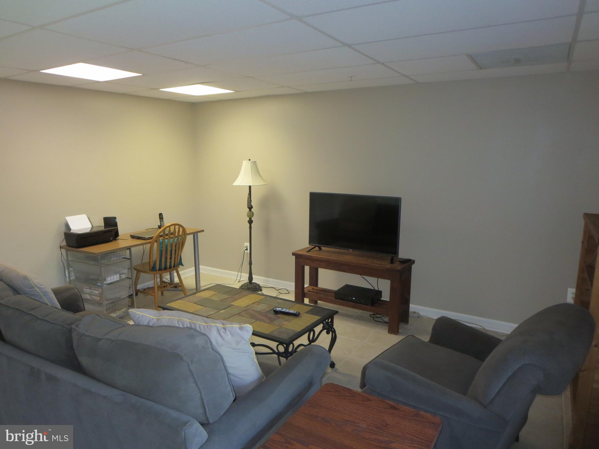 FARMINGTON VILLAGE - Residential