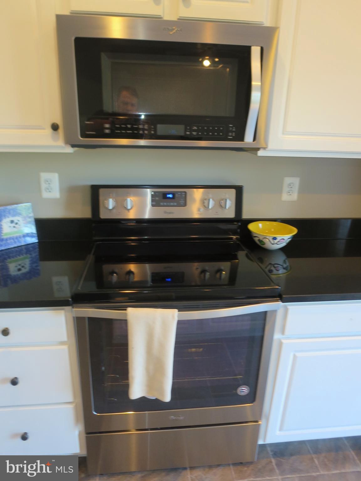 FARMINGTON VILLAGE - Residential