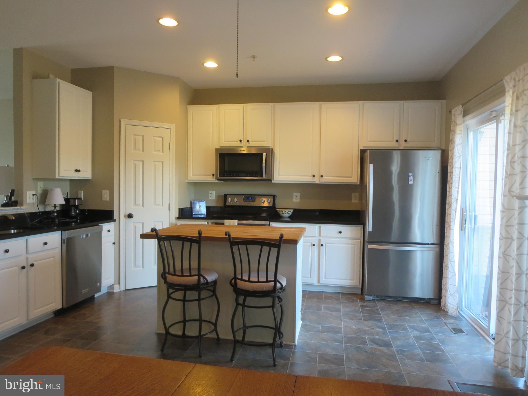 FARMINGTON VILLAGE - Residential