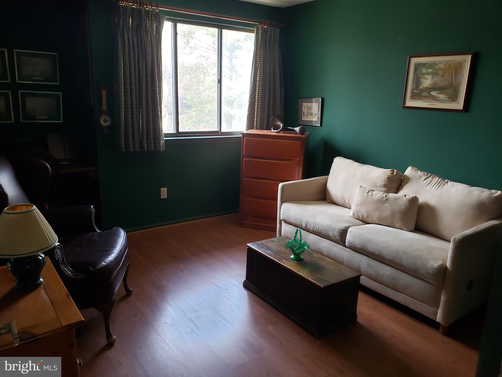 HEADLEY TRACE - Residential