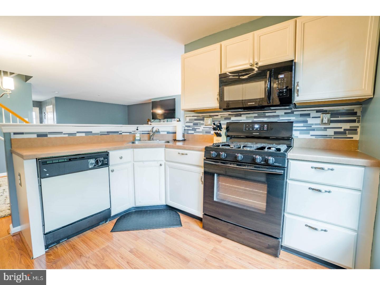 BERWICK PL - Residential