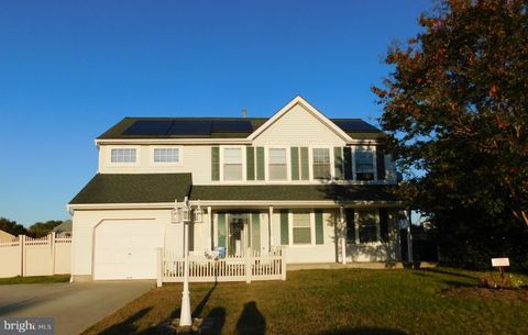 7 HAWTHORN WAY CLAYTON NJ 08312