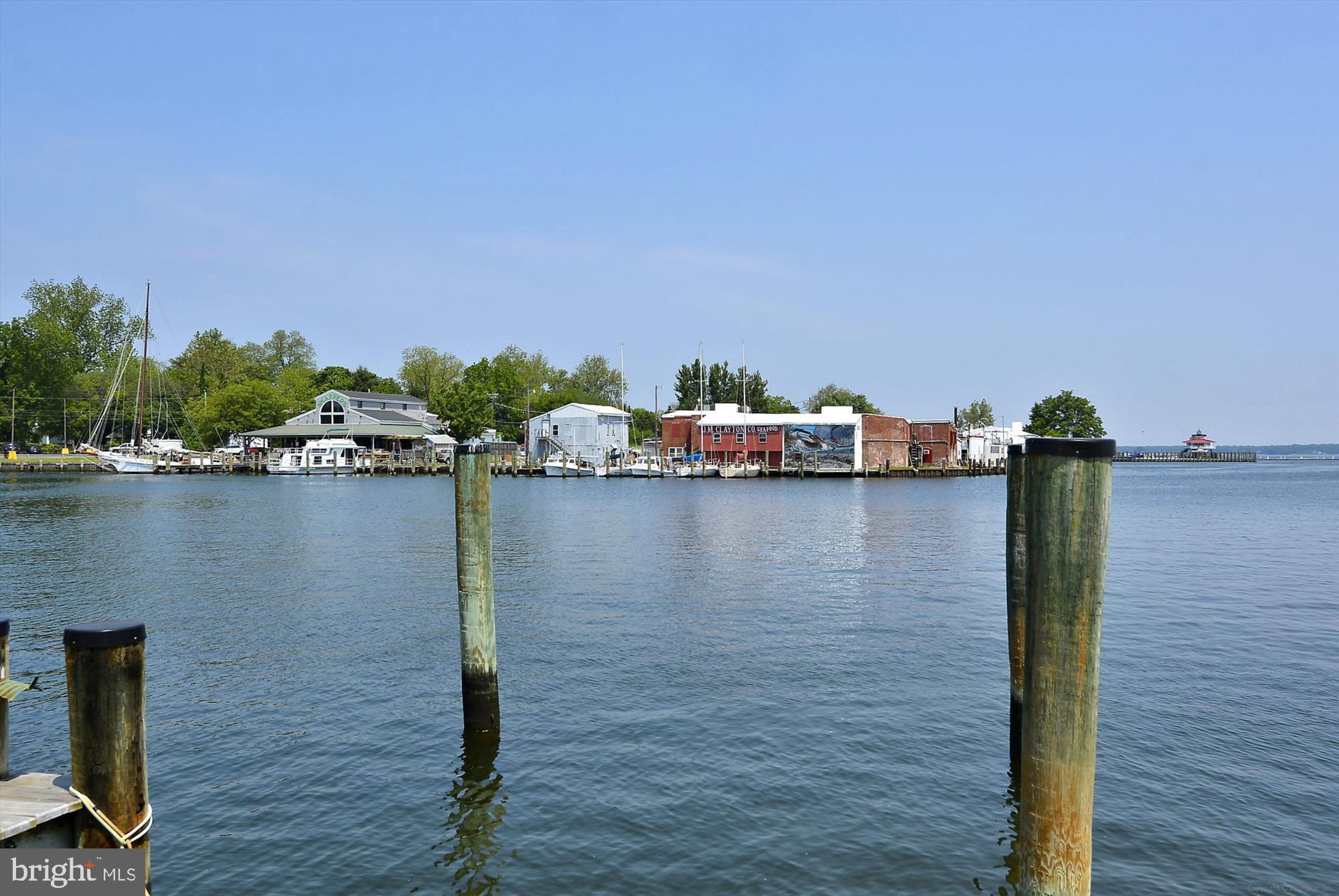 DEEP HARBOR - Residential