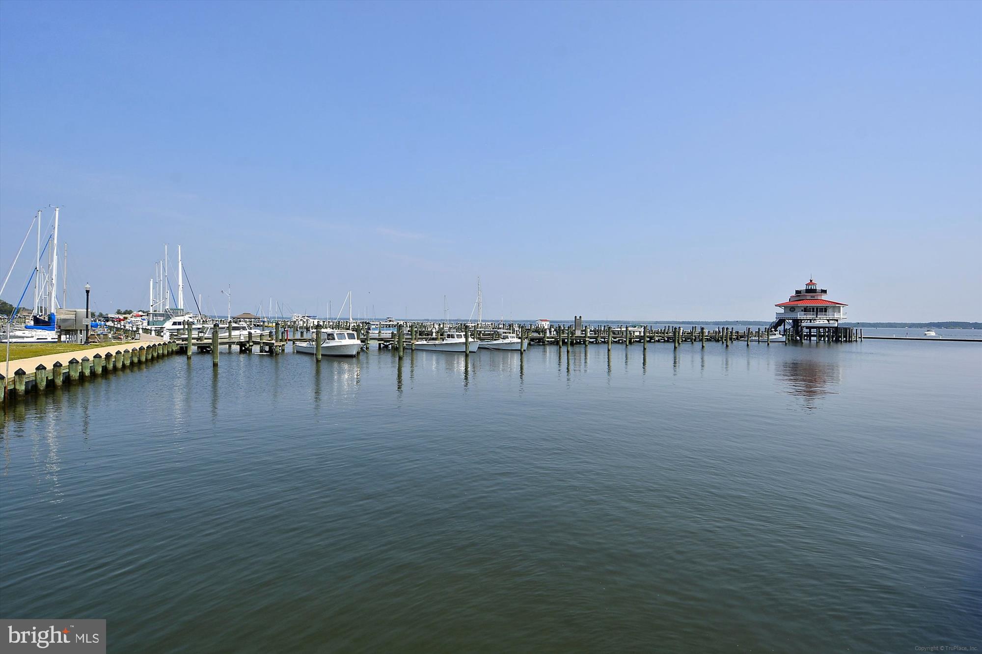 DEEP HARBOR - Residential