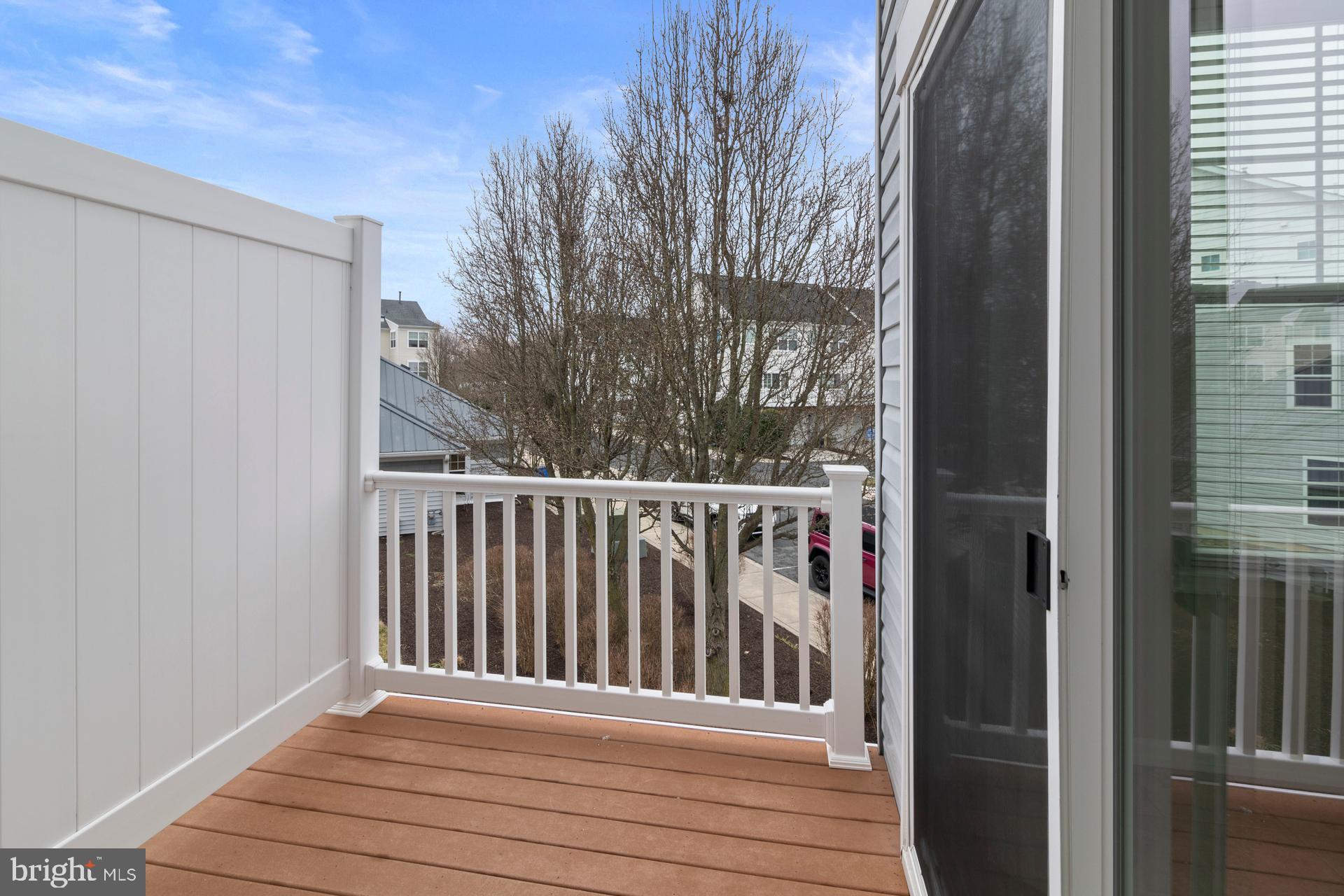 DEEP HARBOR - Residential