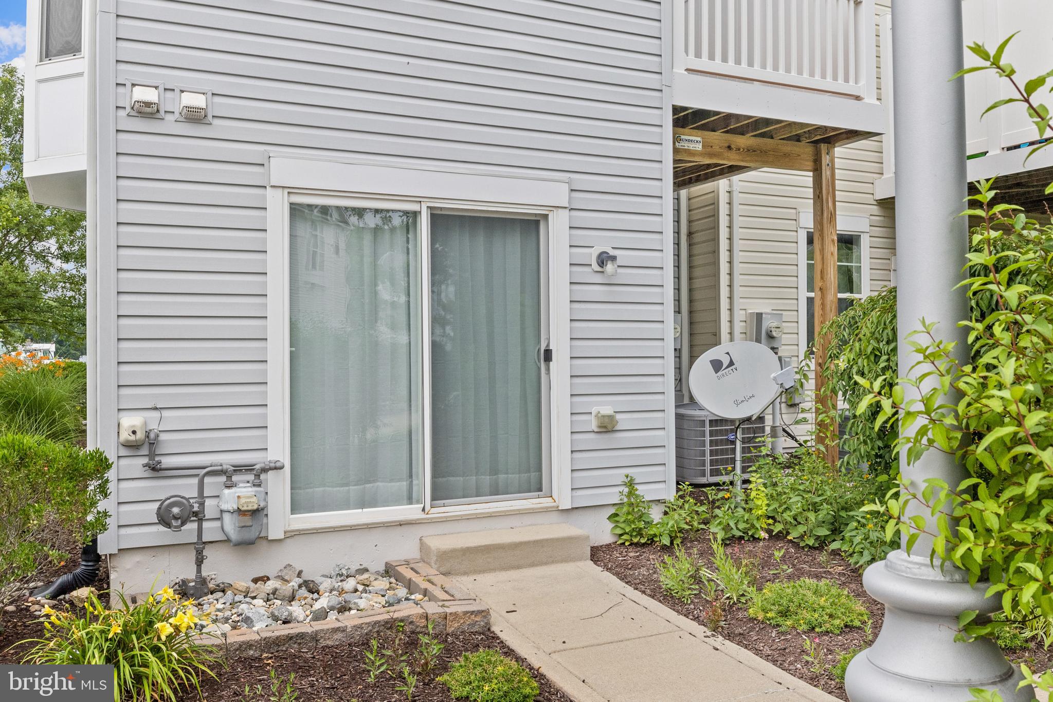 317 SHIPYARD DRIVE 67