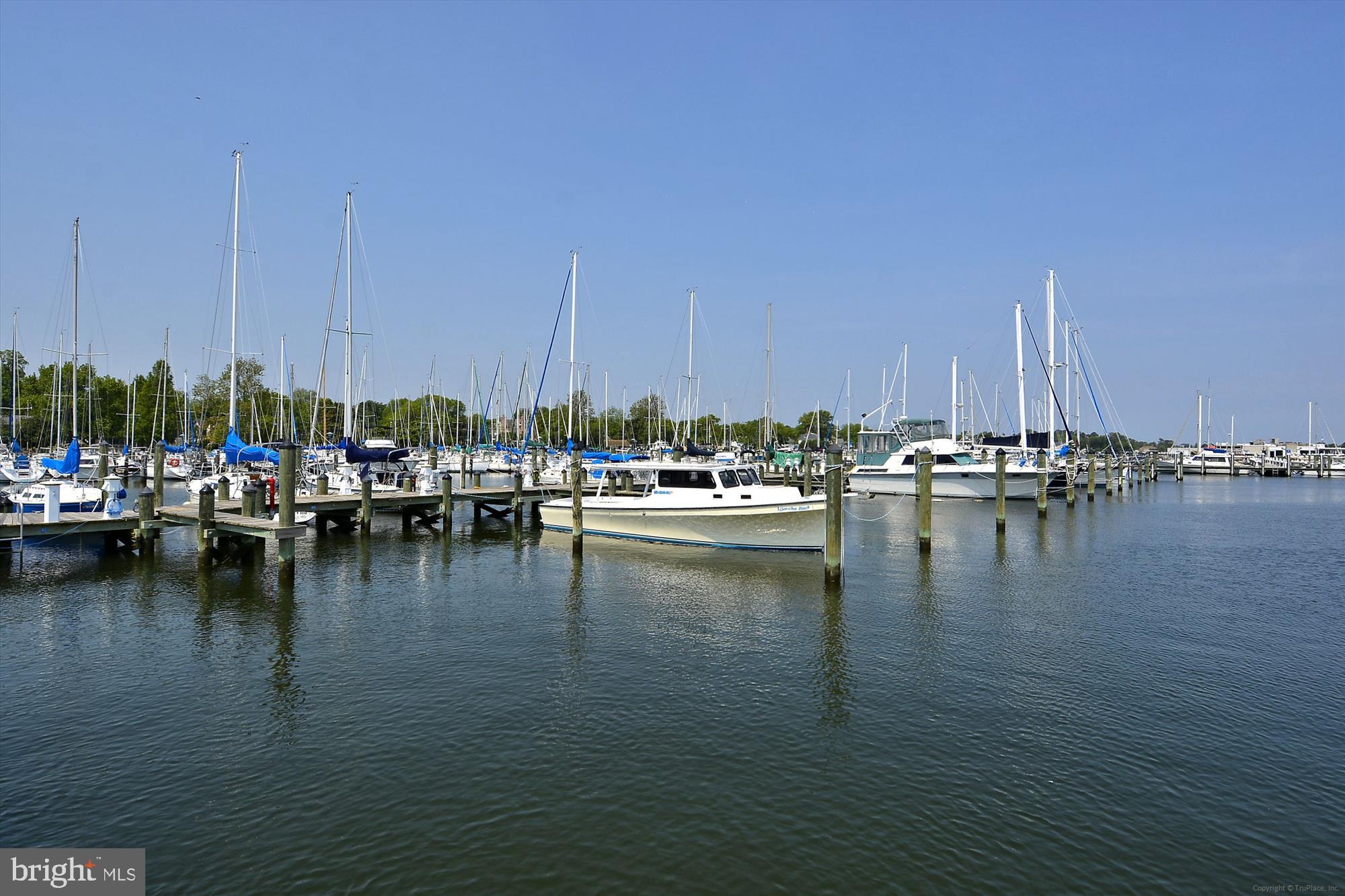 DEEP HARBOR - Residential