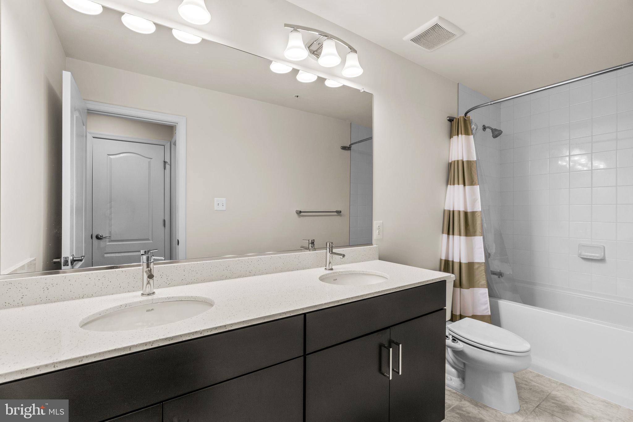 PARKSIDE - Residential