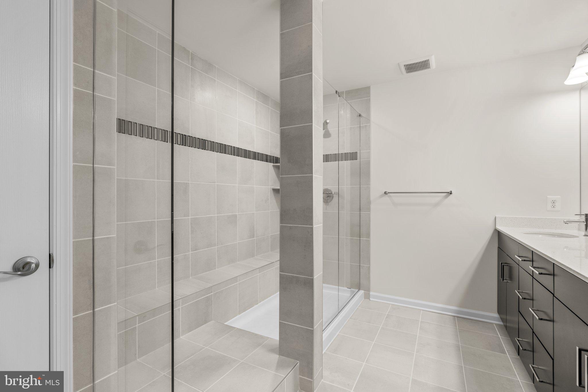 PARKSIDE - Residential