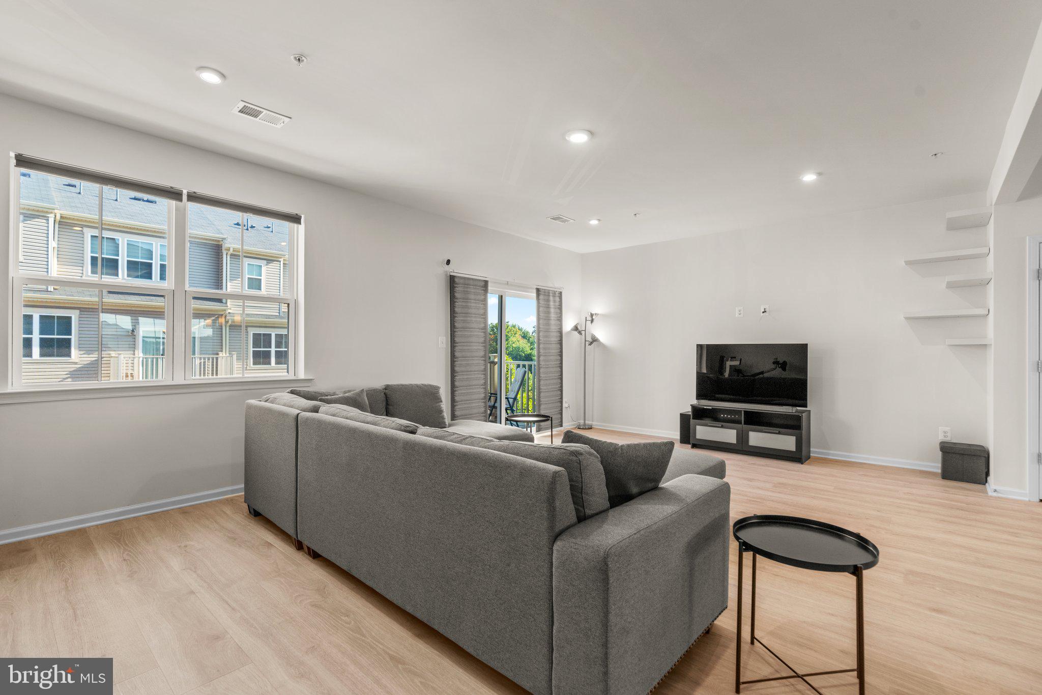 PARKSIDE - Residential