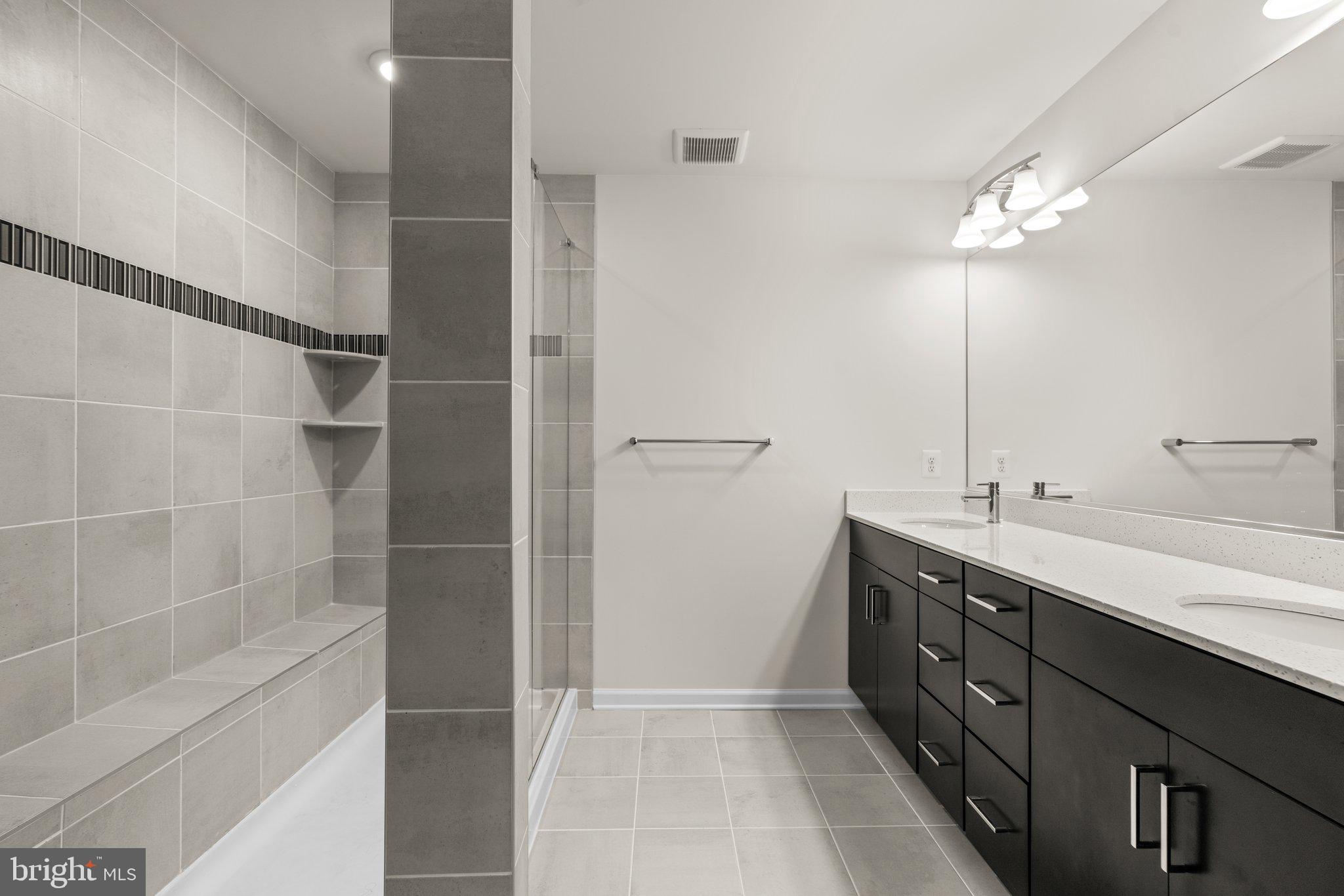 PARKSIDE - Residential