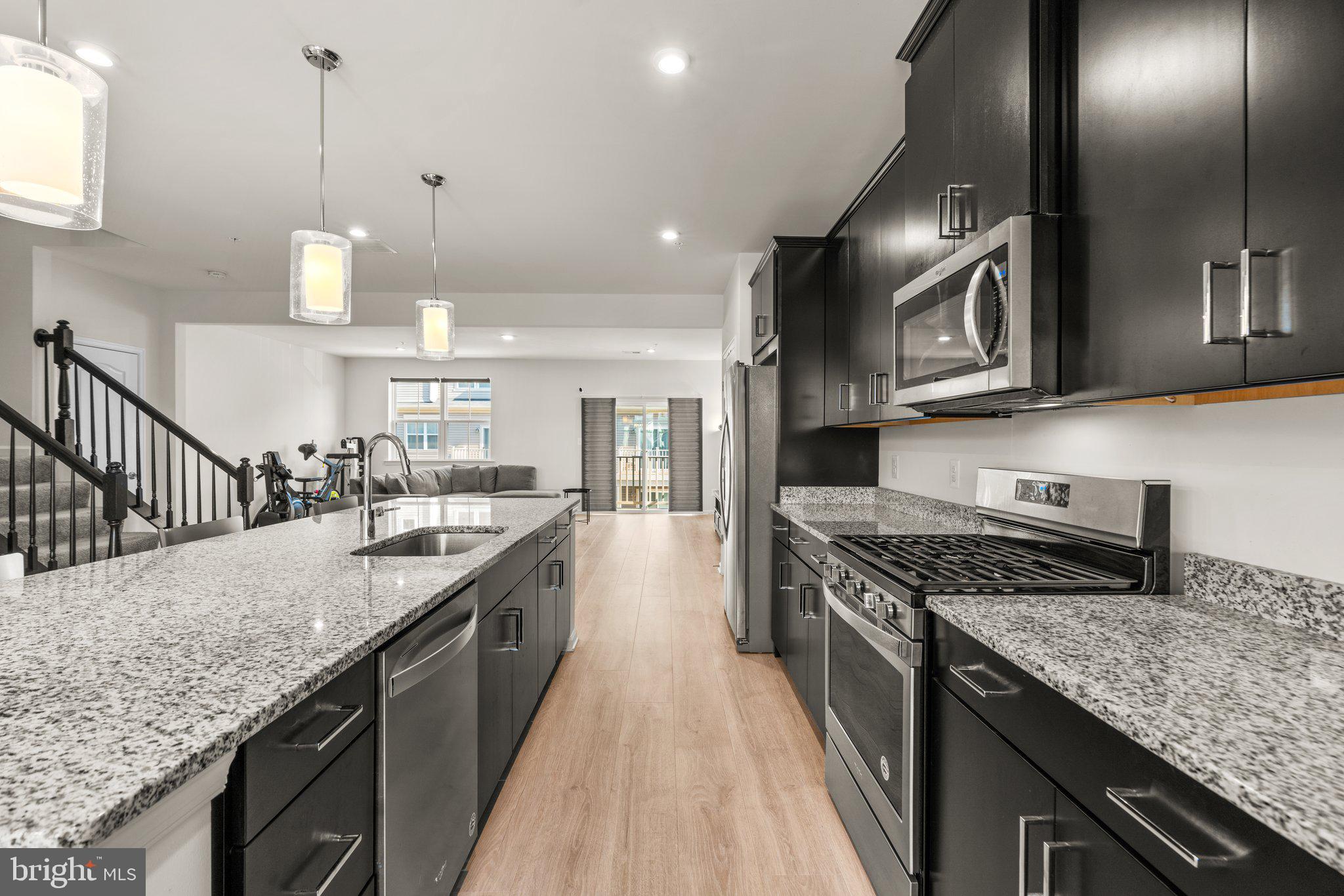 PARKSIDE - Residential