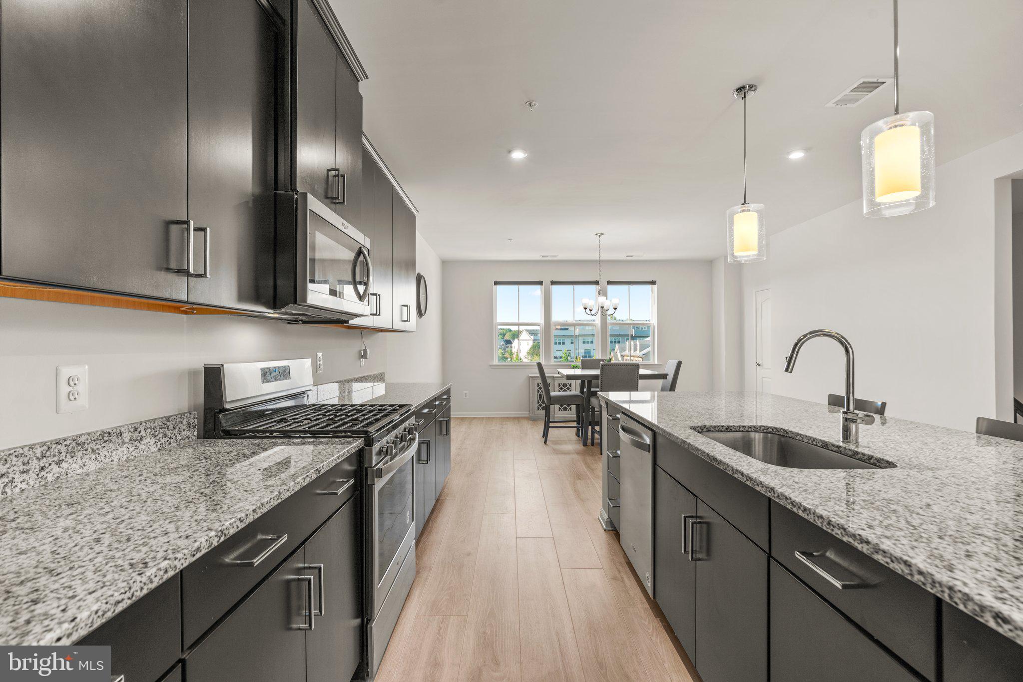 PARKSIDE - Residential