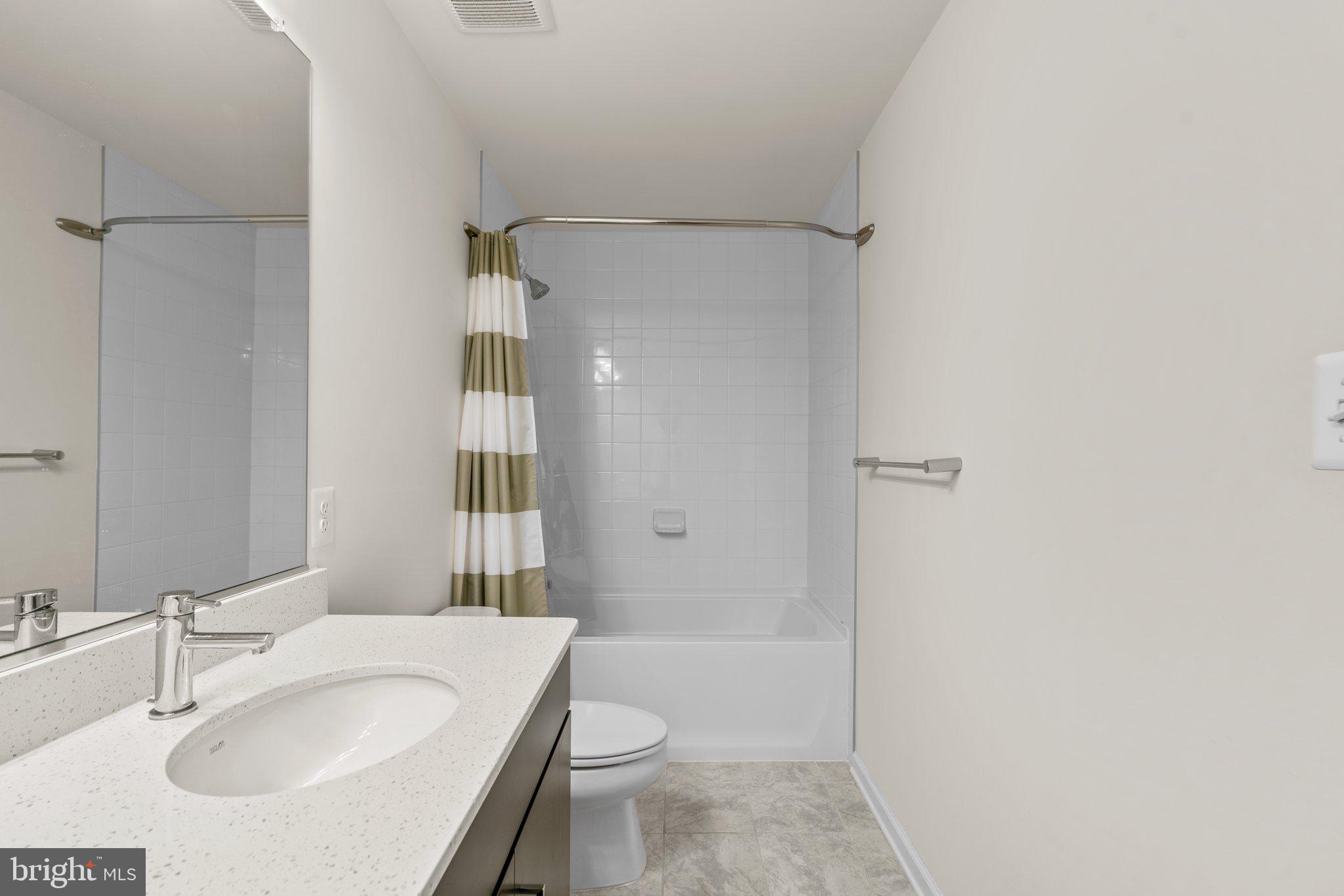 PARKSIDE - Residential