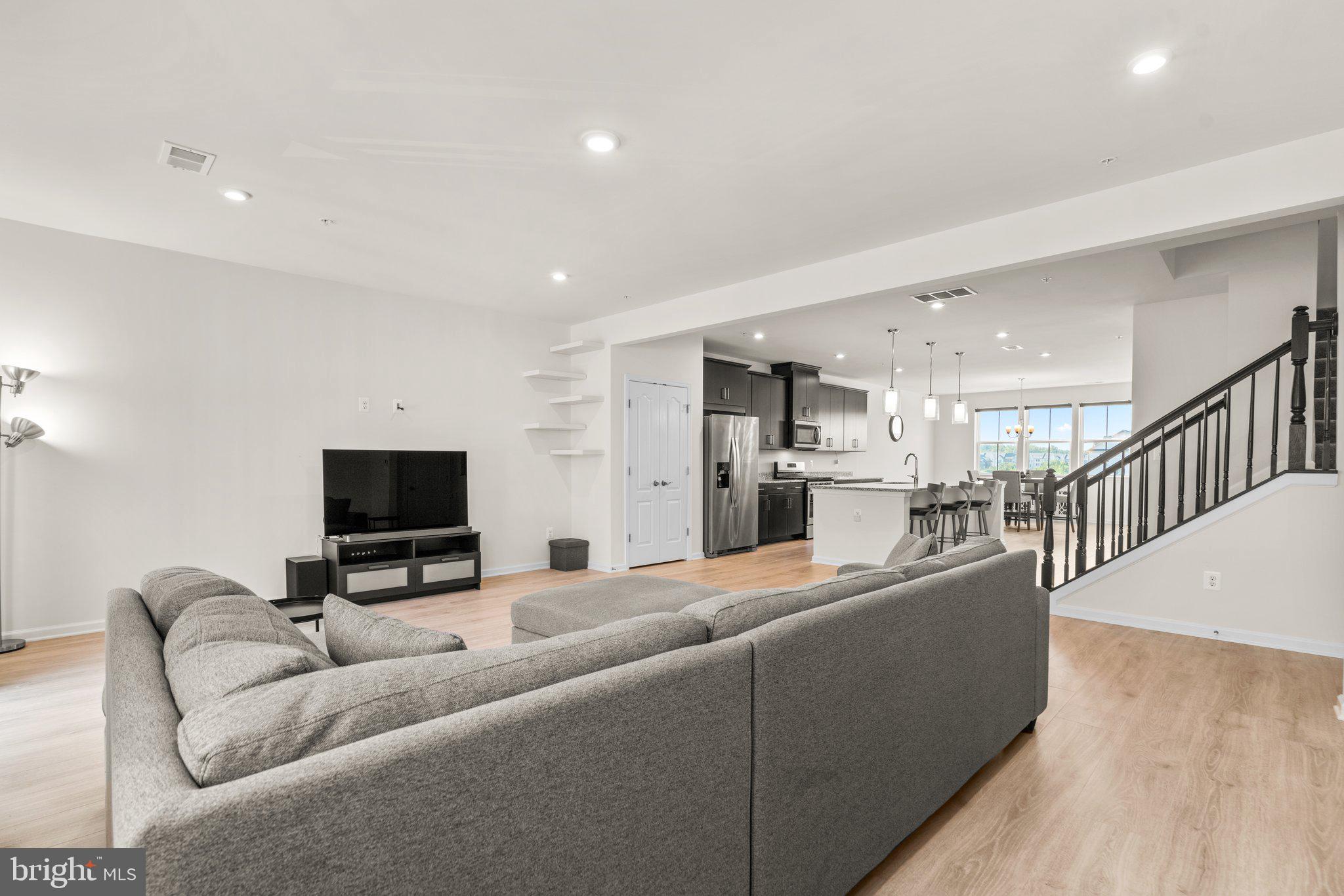 PARKSIDE - Residential