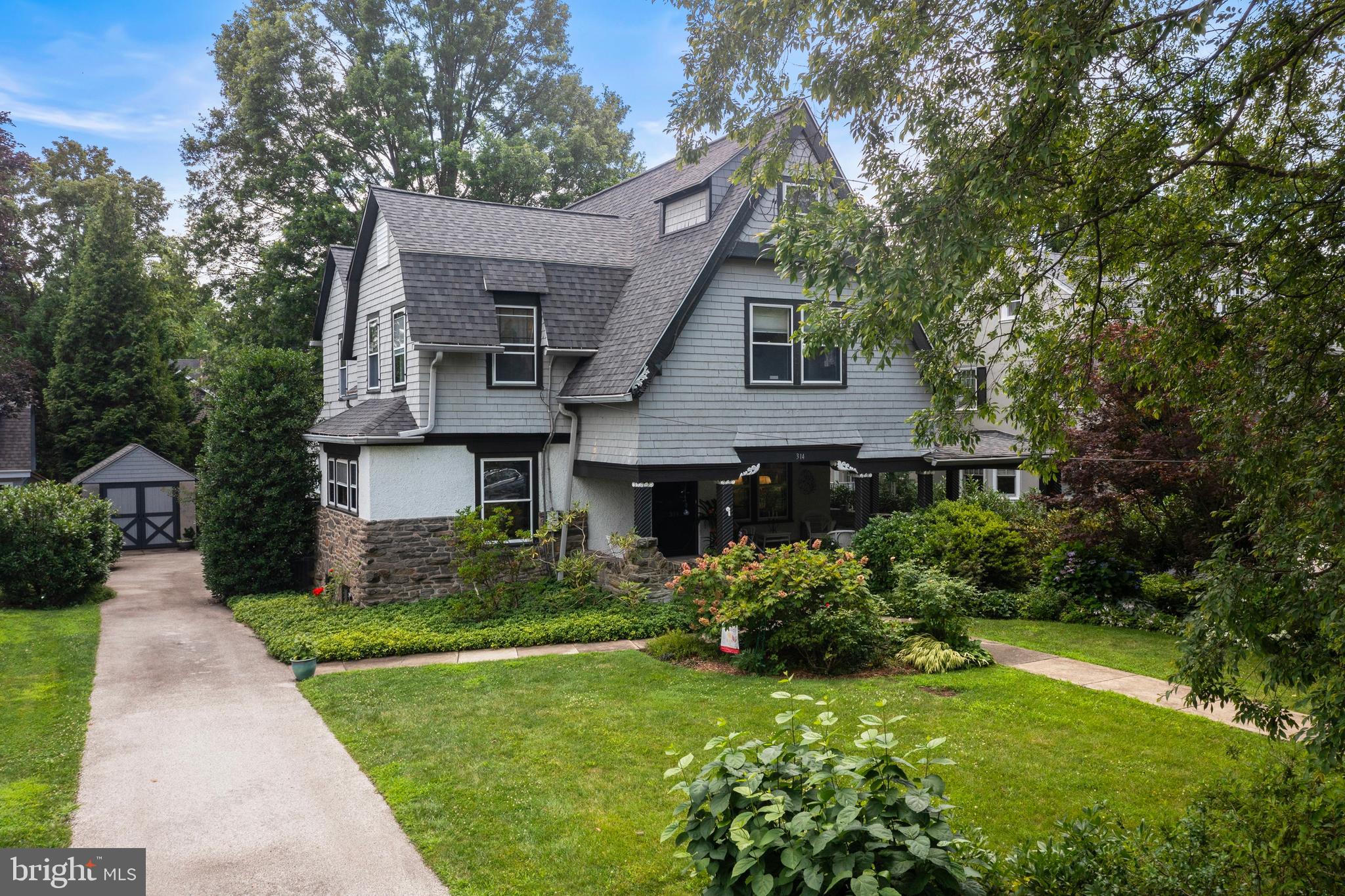 SOUTH WAYNE - Residential