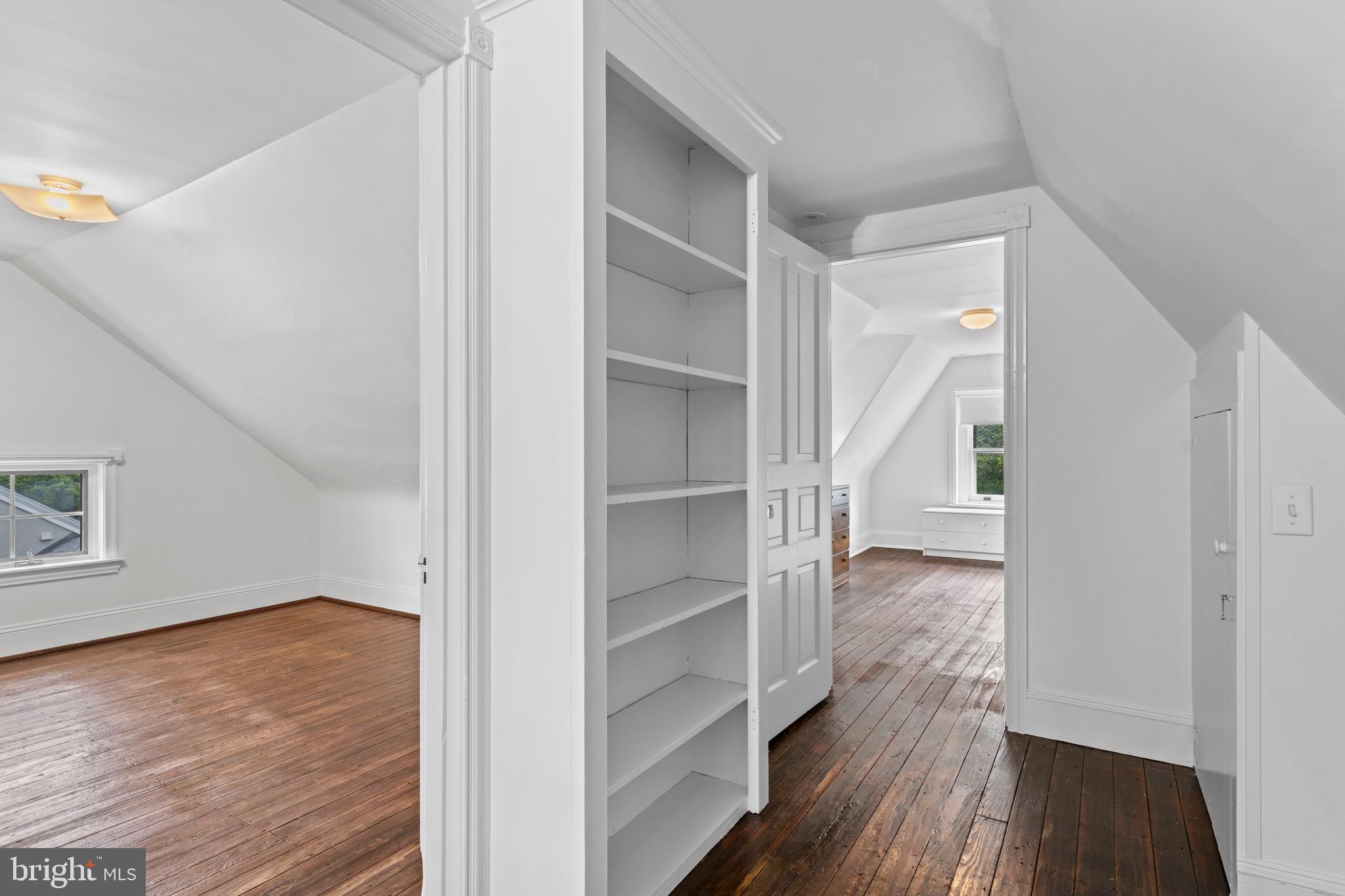 SOUTH WAYNE - Residential