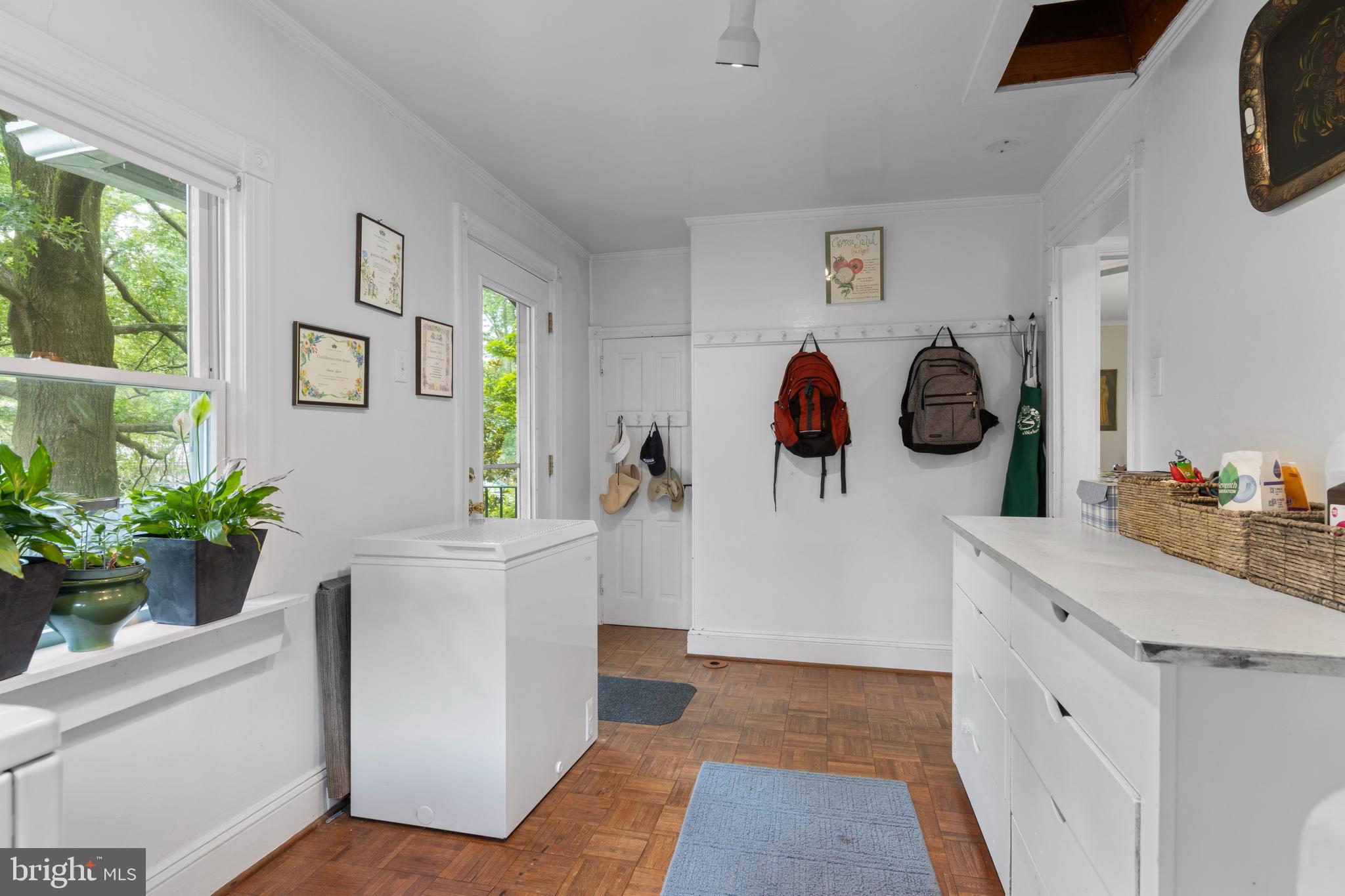 SOUTH WAYNE - Residential