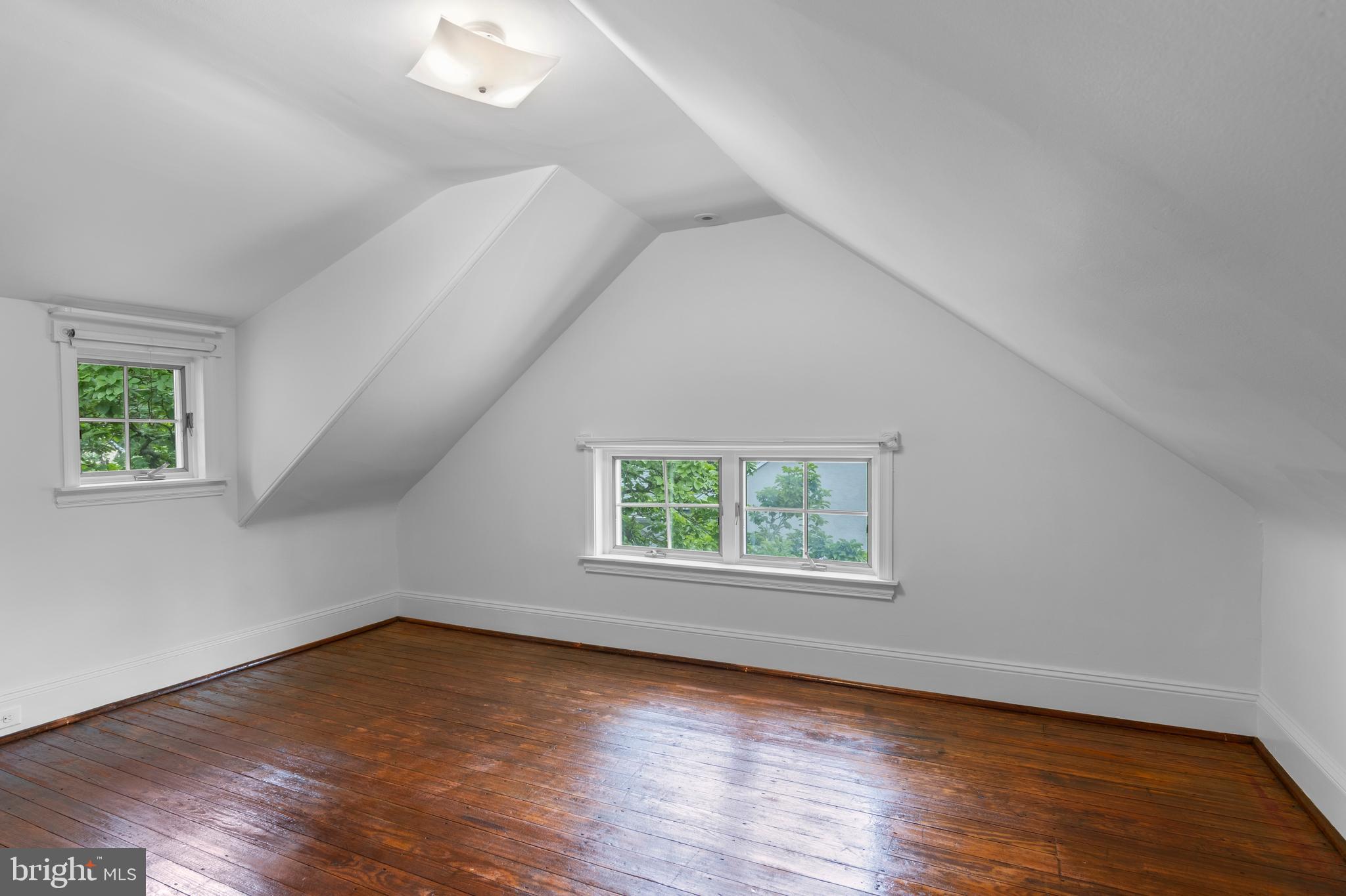 SOUTH WAYNE - Residential