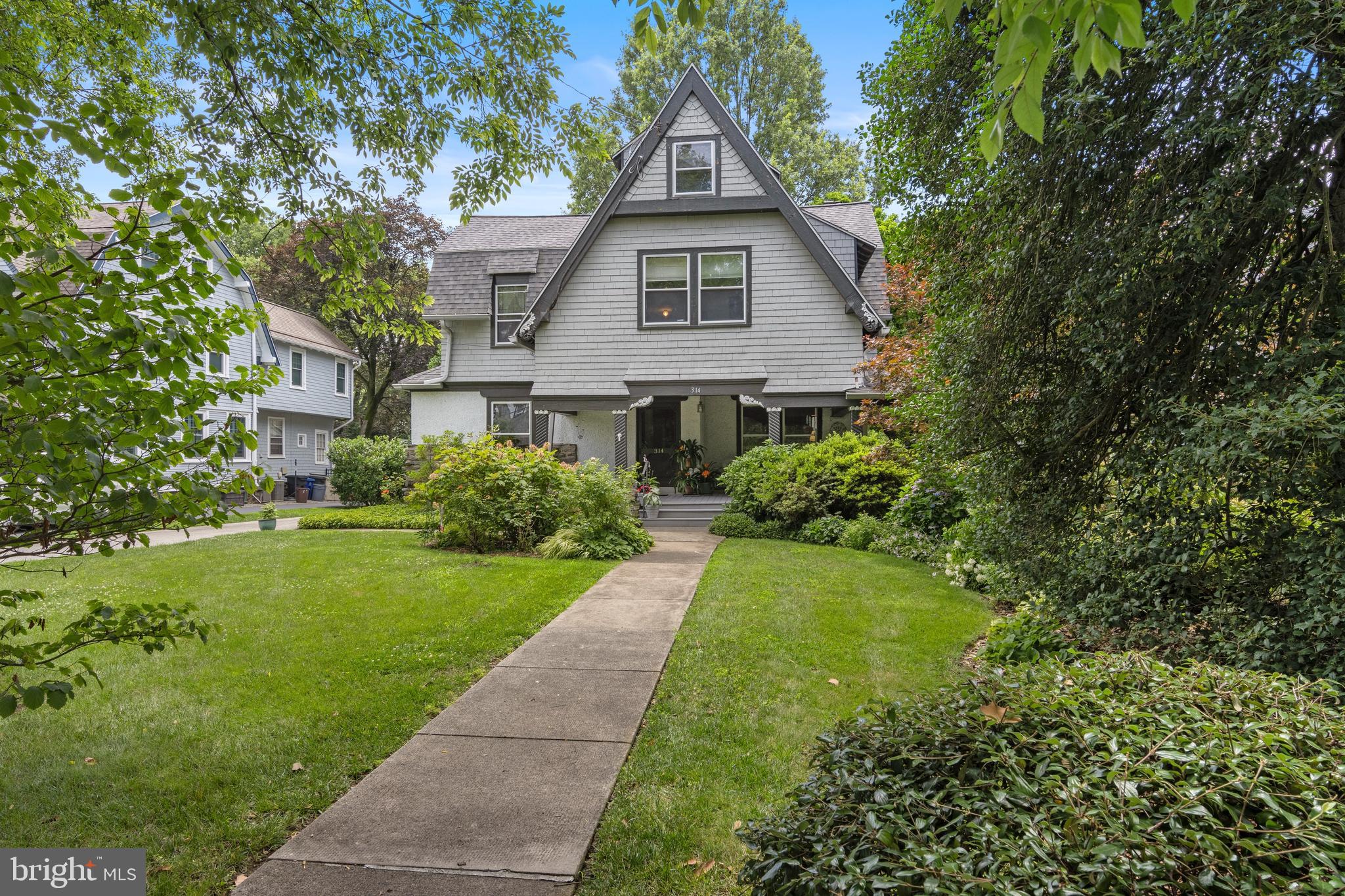 SOUTH WAYNE - Residential