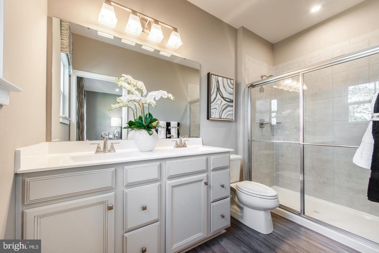 CARDINAL POINTE - Residential