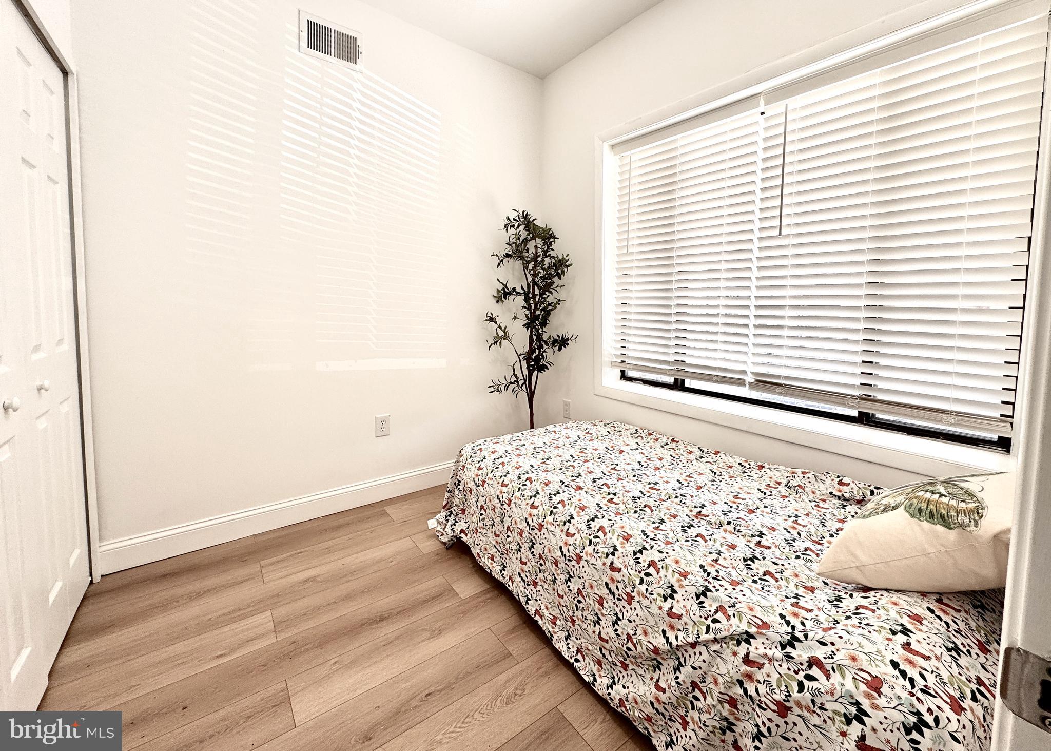 COBBS CREEK - Residential