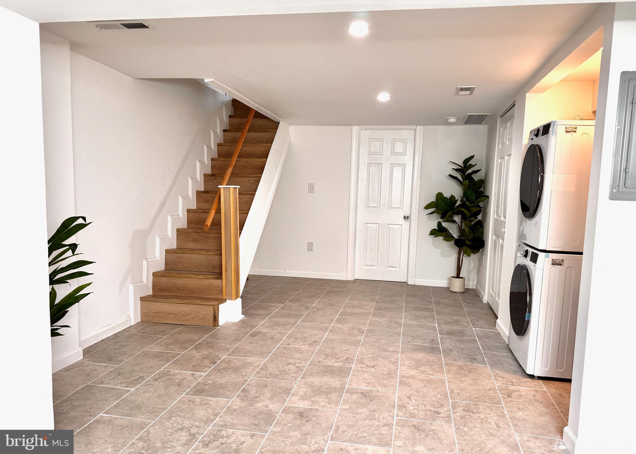 COBBS CREEK - Residential