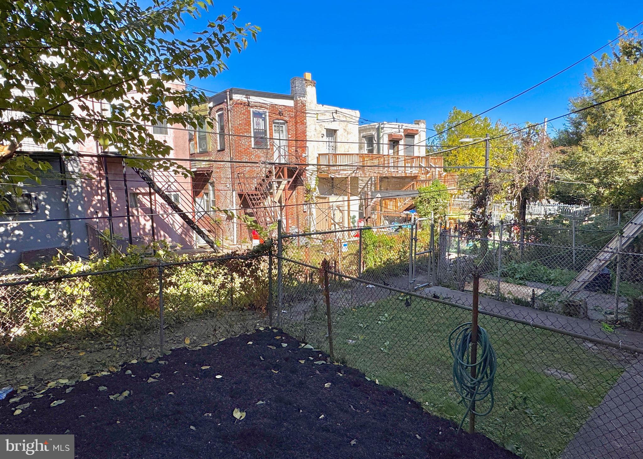 COBBS CREEK - Residential