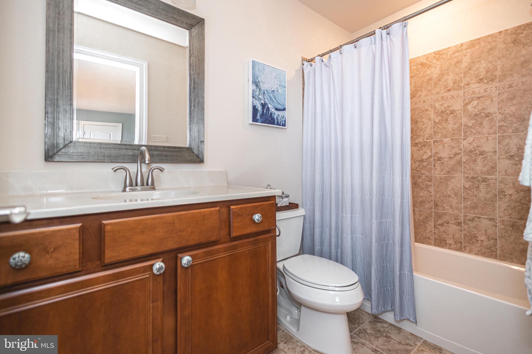 LEDERACH GOLF FAIRWY - Residential