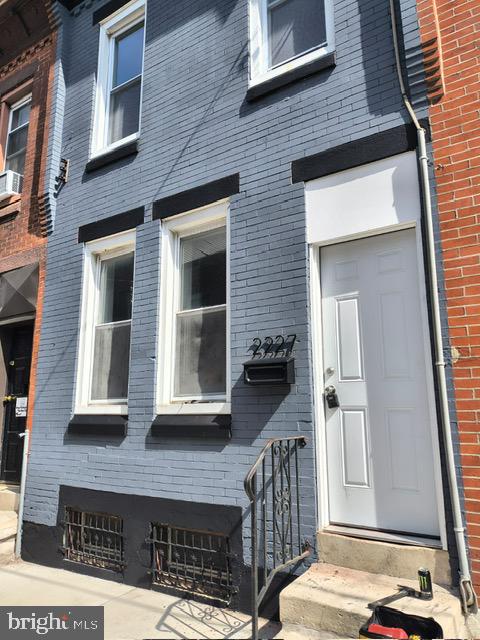 Welcome to this newly rehabbed 3 bedroom with central air, brand new kitchen and bathroom. Washer Dryer too. Stainless appliances and nice yard. Move right in.
