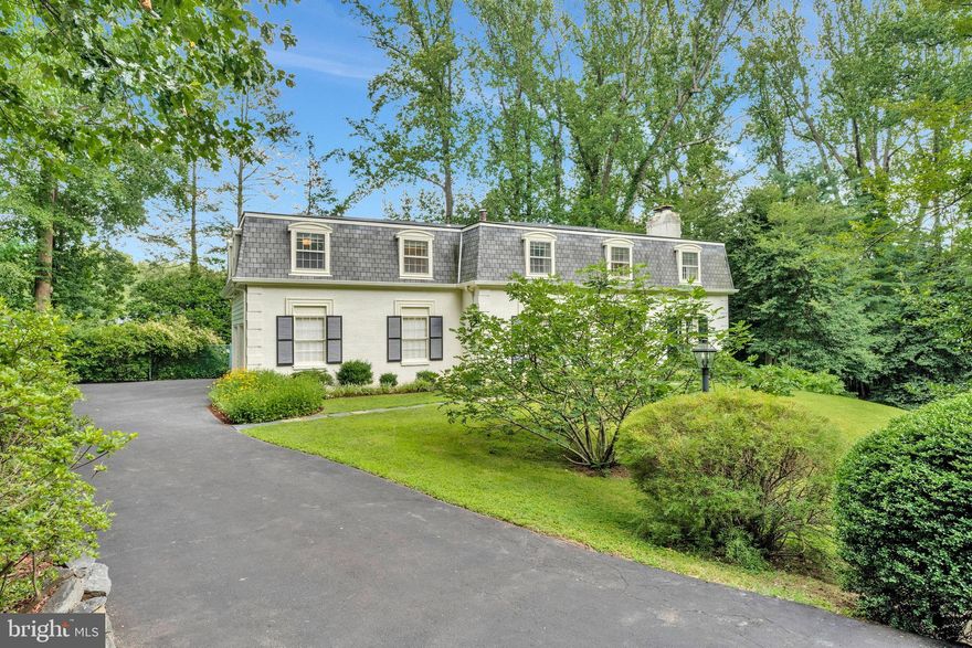 .Welcome to this beautifully maintained SFH nestled on a quiet cul-de-sac in the heart of McLean. Situated on a spacious and private 0.5-acre lot, this move-in ready residence offers hardwood floors throughout and thoughtful expansions that create warm and inviting living spaces.

The main level boasts a gracious Family Room addition off the kitchen filled with natural light, thanks to skylights and oversized windows, offering seamless flow for everyday living, entertaining and access to an oversized deck. Enjoy the kitchen with table space, pantry & direct access to the garage, powder room that can be expanded to be a full bathroom, living room & formal dining room.

The upper level boasts space & convenience with 4 BR's, dedicated office & 3 full bathrooms. No shortage of storage in this house, on every level! 

The walk-out lower level provides additional space with endless possibilities—ideal for a home office, recreation area, or guest suite. Rough in available in lower level, along with the washer & dryer.

Set within the sought-after Langley School Pyramid and just minutes from major commuter routes including Georgetown Pike, Old Dominion, I-495, the Dulles Toll Road, and Spring Hill Road, this home offers a rare combination of privacy, convenience, and comfort.

 * Roof 2021*New A/C Unit 2025* 4BR/3.5 BA* Over 3600 sq ft* A special McLean opportunity not to be missed!