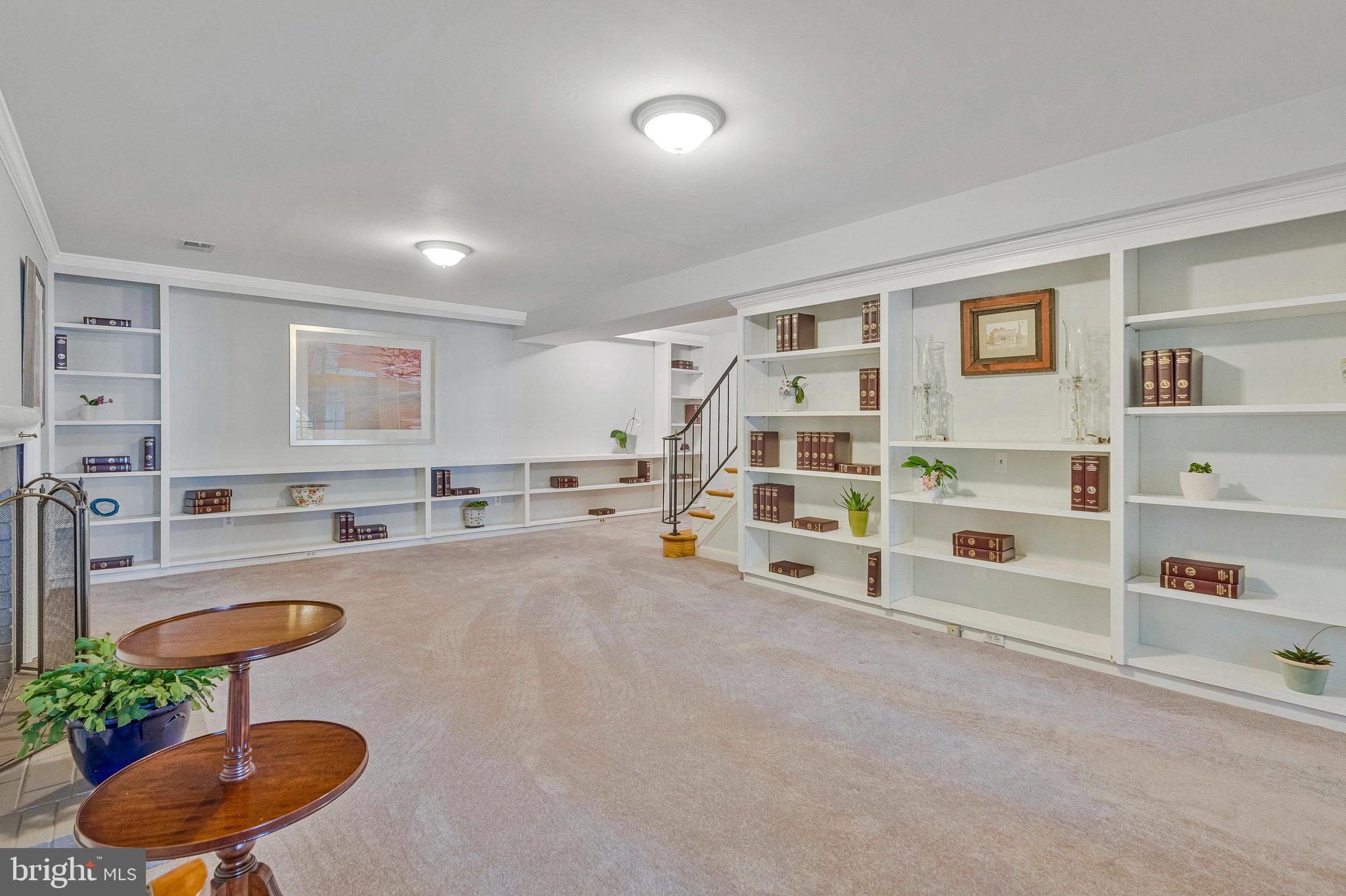 TROXELL MANOR - Residential