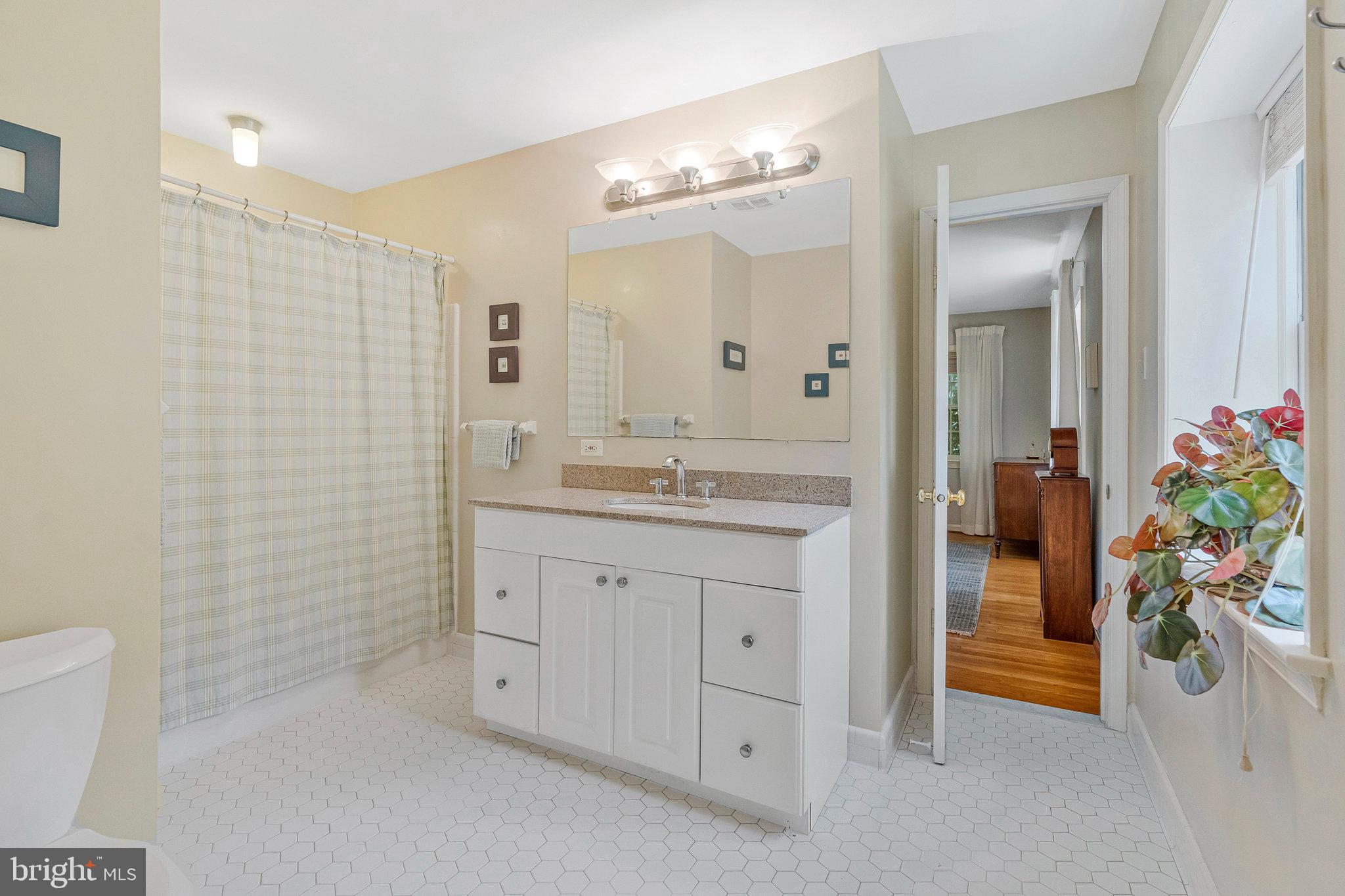 TROXELL MANOR - Residential