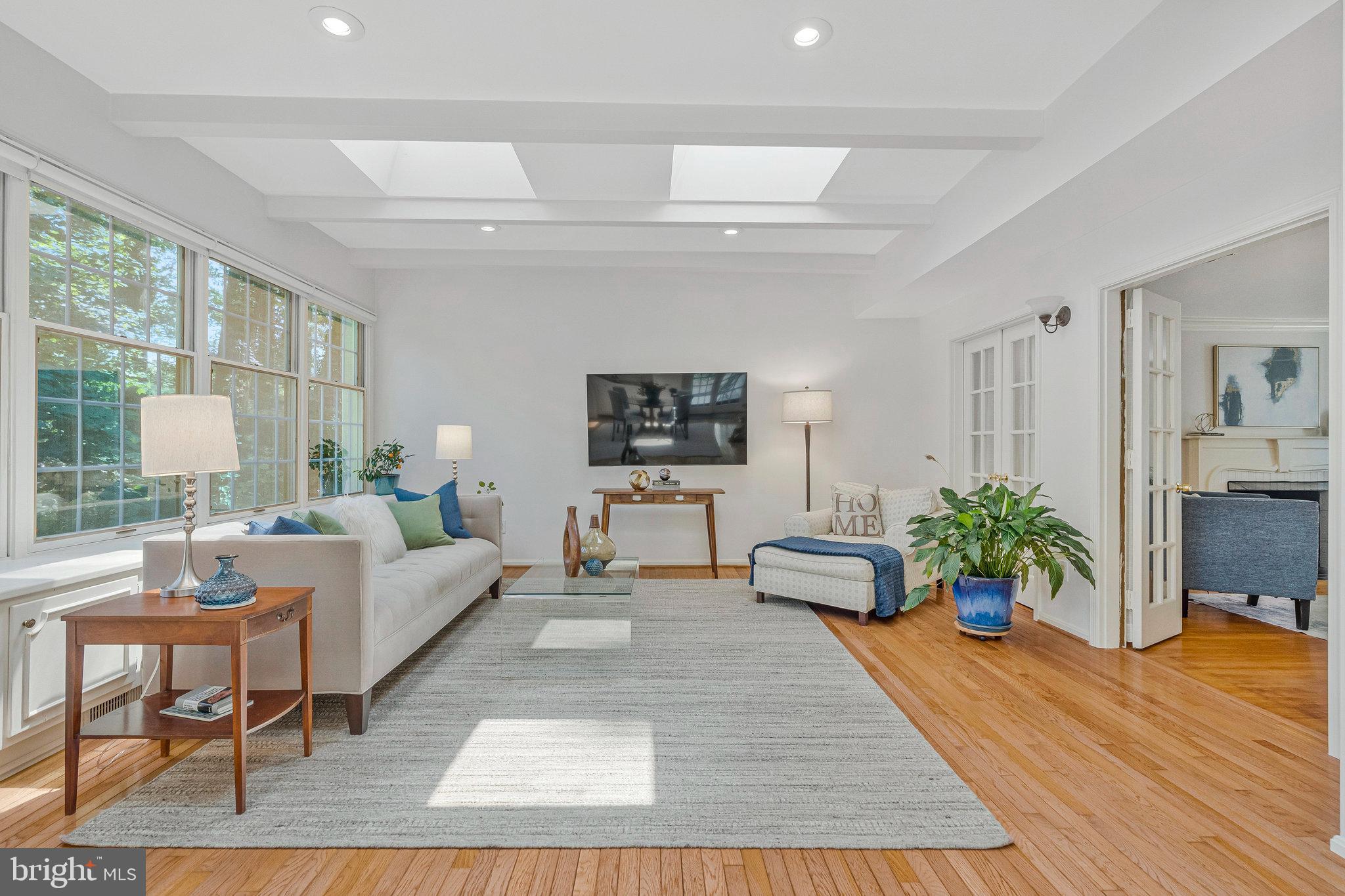 TROXELL MANOR - Residential