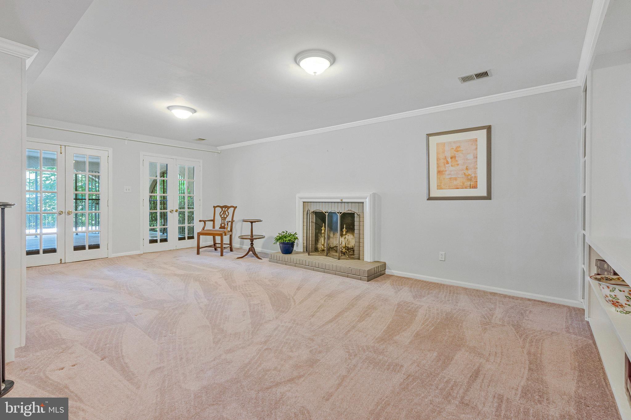 TROXELL MANOR - Residential