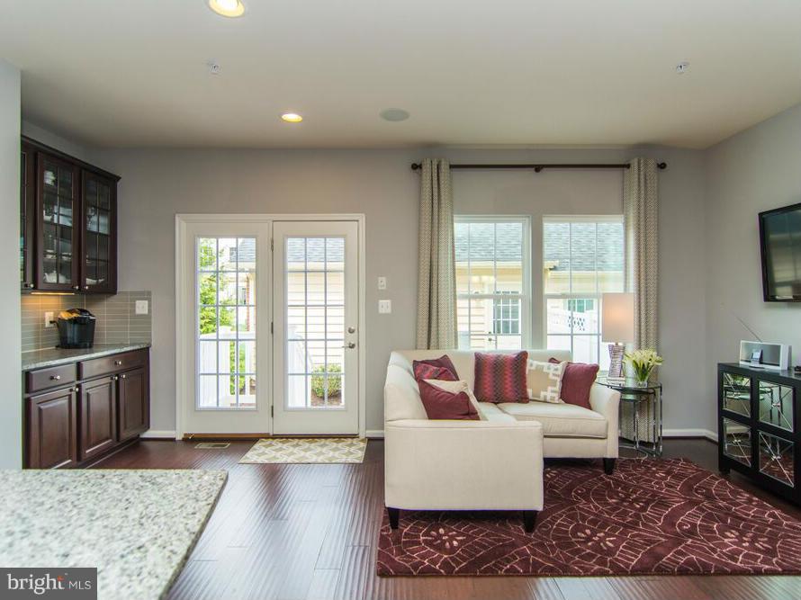 WATERFORD HILLS - Residential