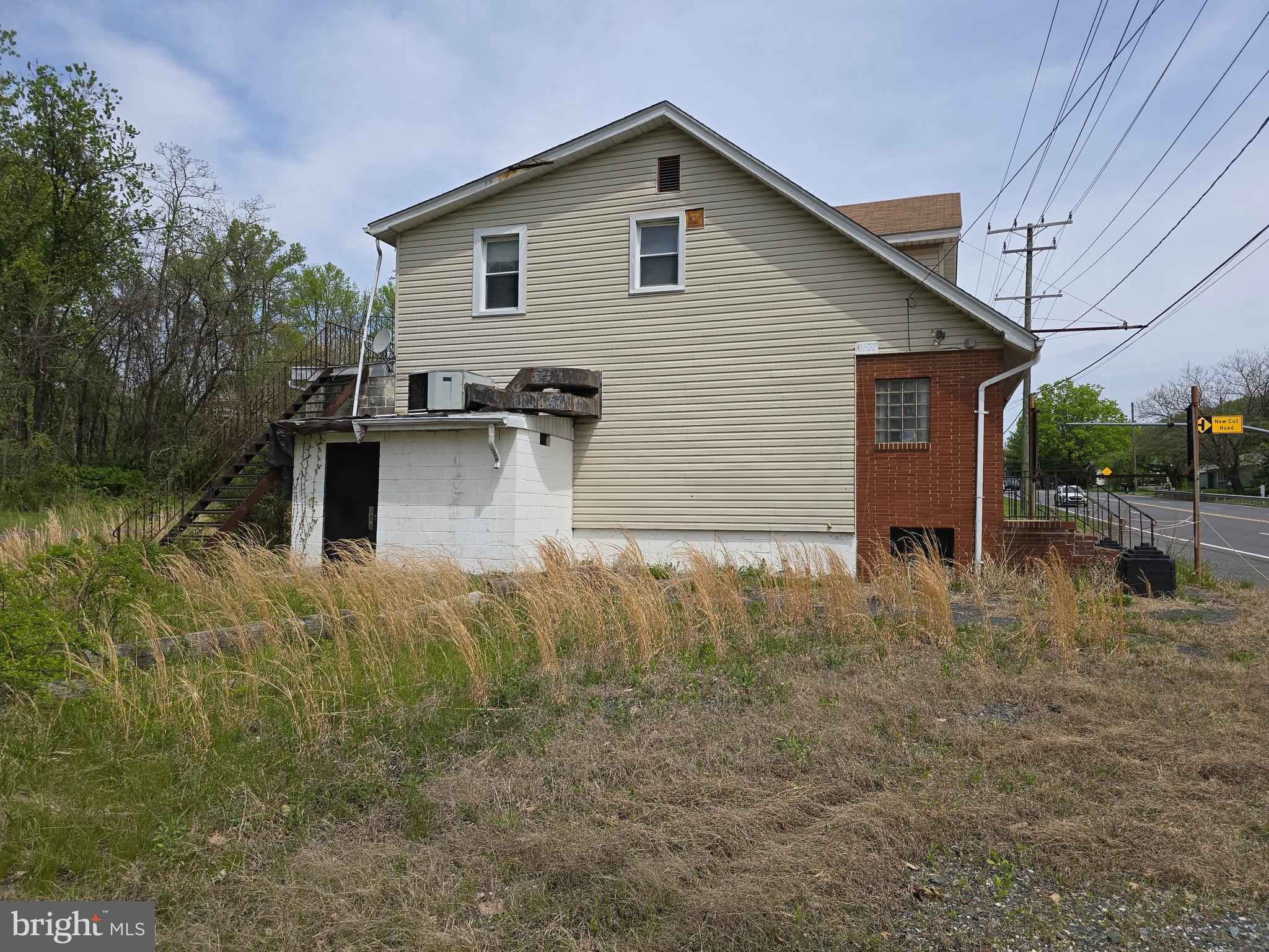 KINGSVILLE - Residential