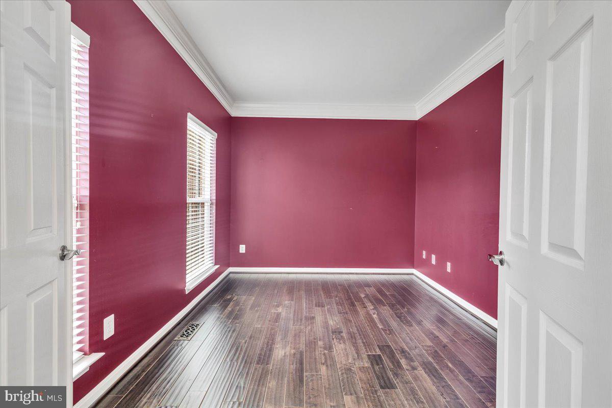 SARATOGA HUNT - Residential Lease