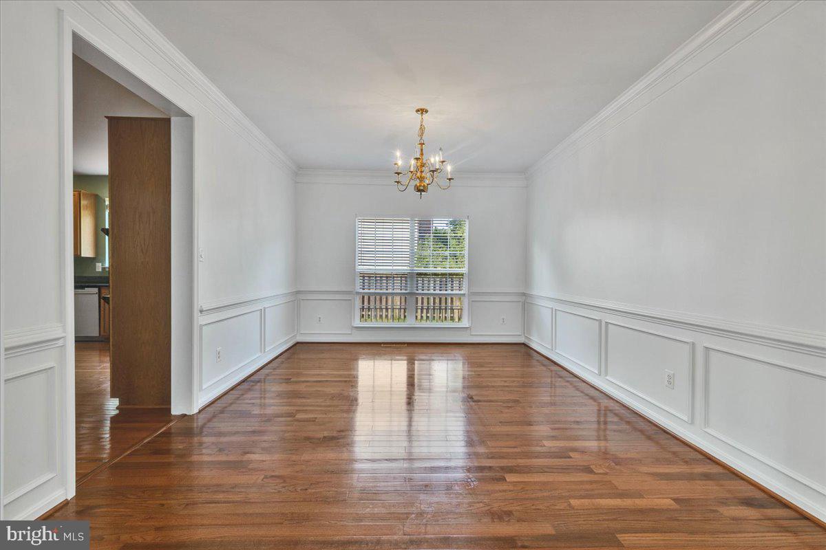 SARATOGA HUNT - Residential Lease