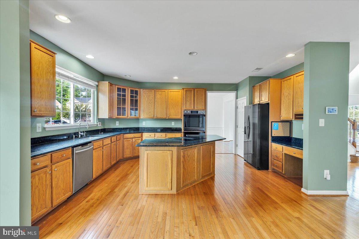 SARATOGA HUNT - Residential Lease