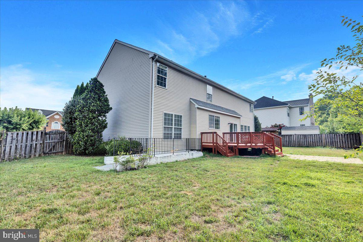 SARATOGA HUNT - Residential Lease