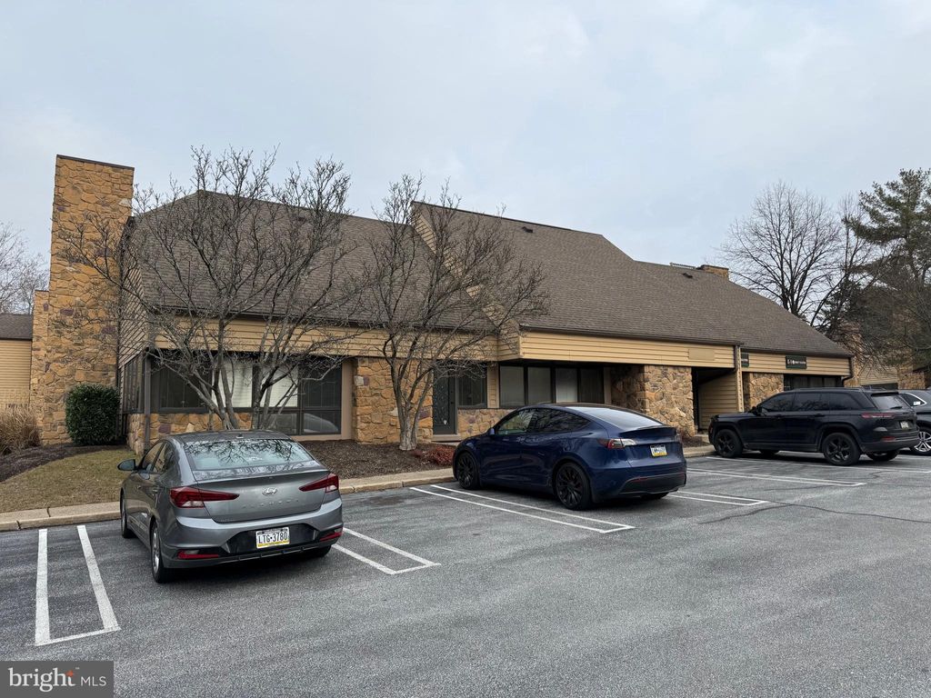 Photo of 1000 Germantown Pike #E2 &amp; E3, PLYMOUTH MEETING, PA 19462 (MLS # PAMC2127160)