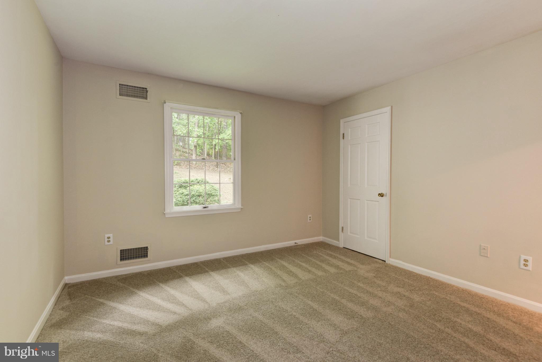 HARBOR HILLS - Residential