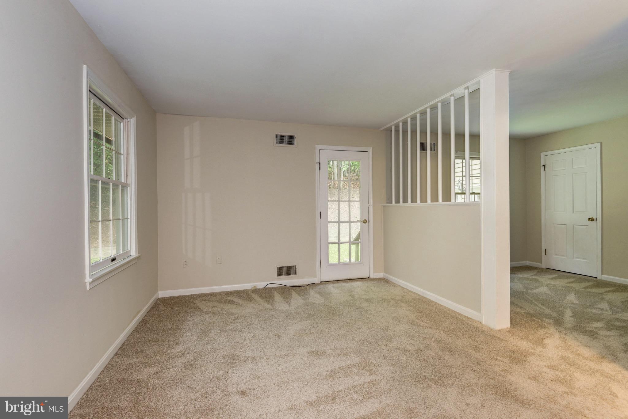 HARBOR HILLS - Residential